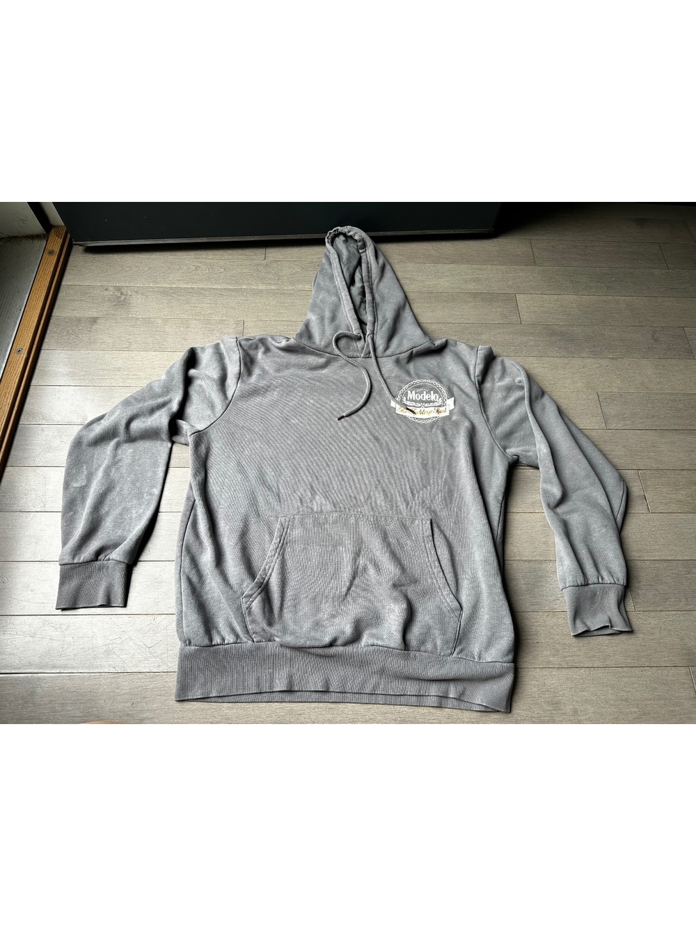 Men’s Modelo The Fighting Spirit Gray Pullover Hoodie Hooded Sweatshirt size XL